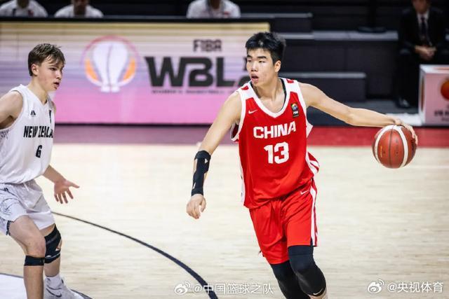 今晚U16男篮亚洲杯决赛再次上演中澳对决 为中国队加油！