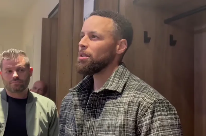 8868体育登录入口-库里采访全文：我目前身体状态良好，必须要保持高度执行力